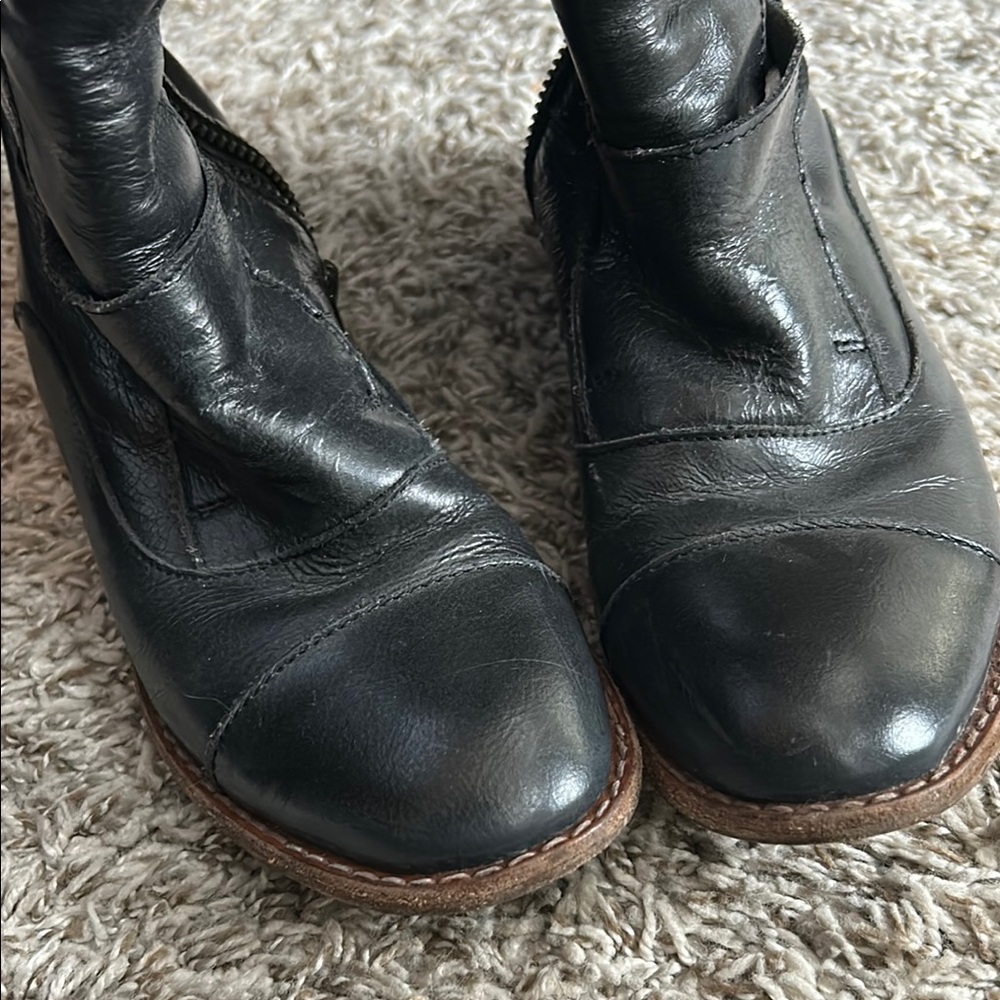 Black Leather Knee-High Boots - Picture 3 of 5
